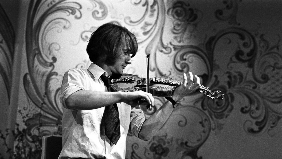 Knut Hamre, fotografert under folkemusikkdagane i Ål i 1976. (Arkivfoto)