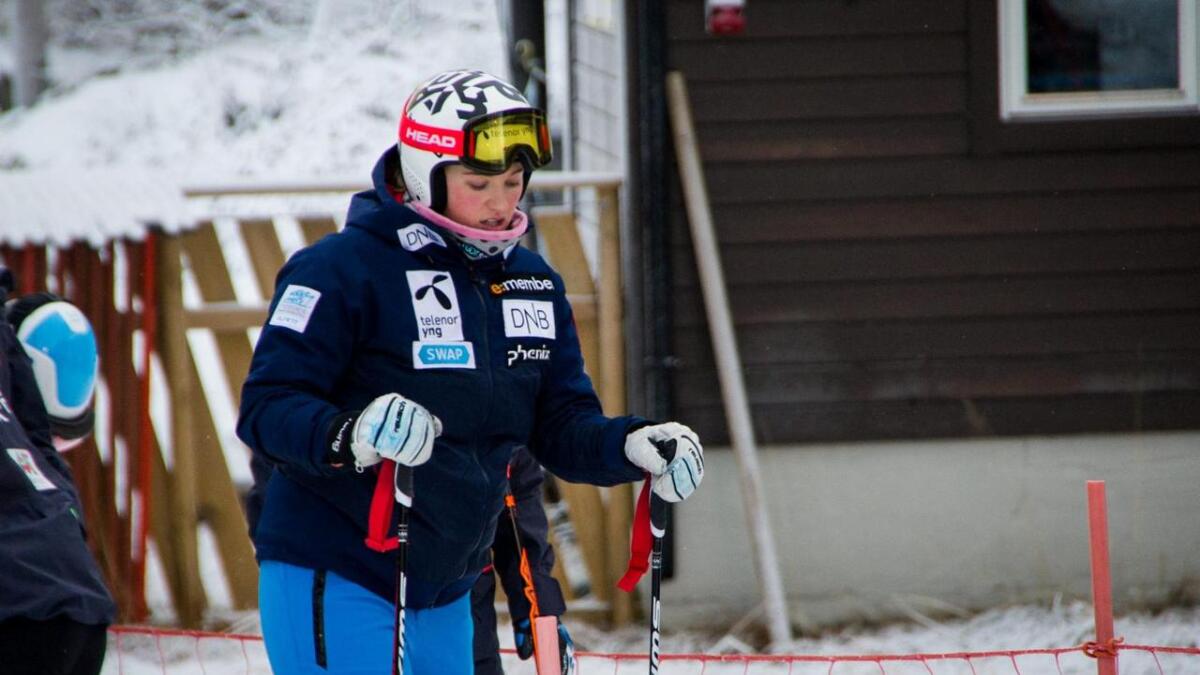 Maria Tviberg før fyrste tur på ski på Geilo etter fallet.