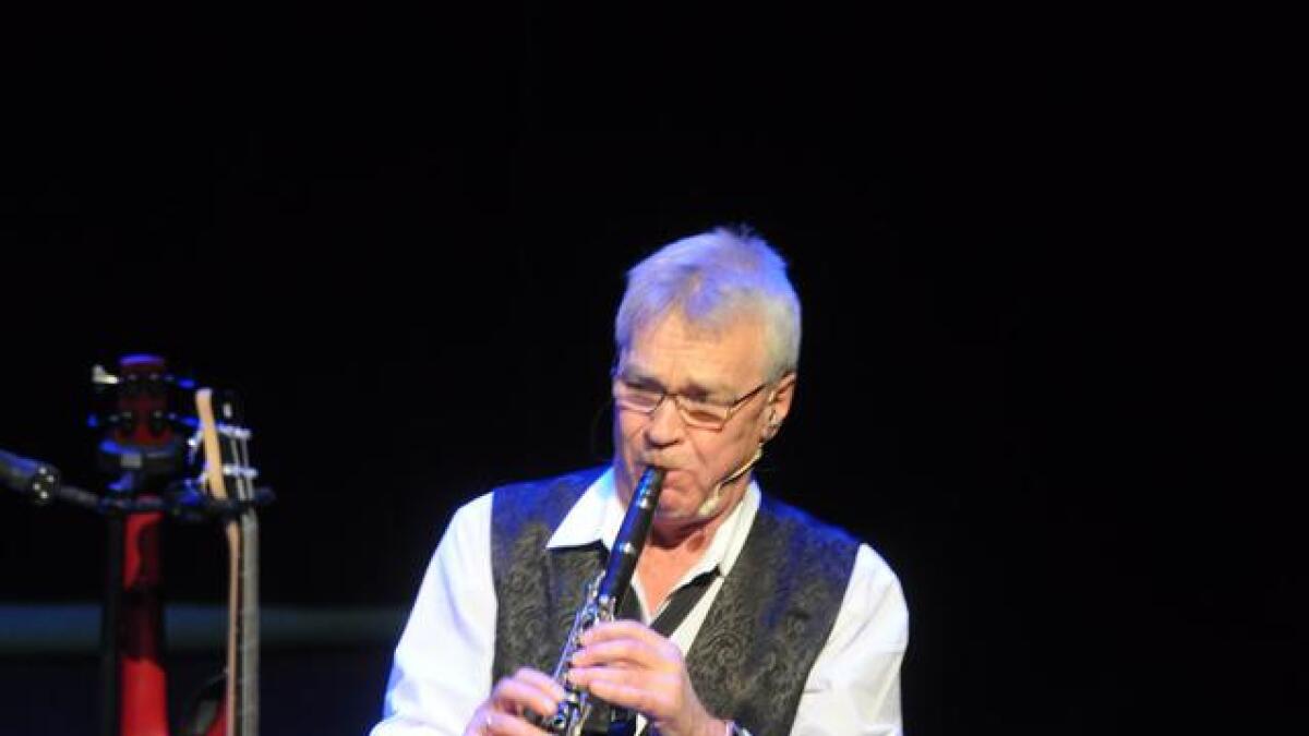 Willy Foss har vært medlem siden 1964 og utgjør et helt blåseensemble for bandet.