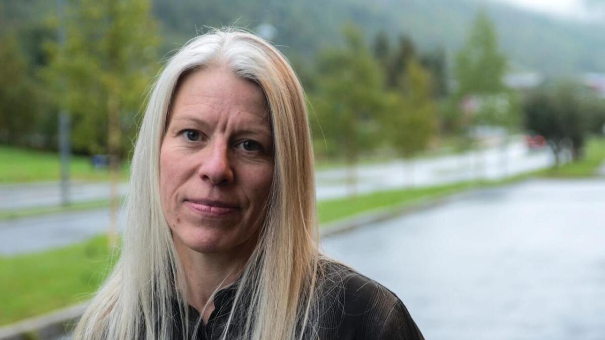 Anna Pedersen er nærmeste nabo til den planlagte utbyggingen på Tuv. Hun hadde håpet på et bedre utfall enn vedtaket om ti enheter.