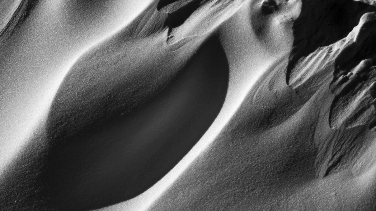 Snow. The shadows of Wind.