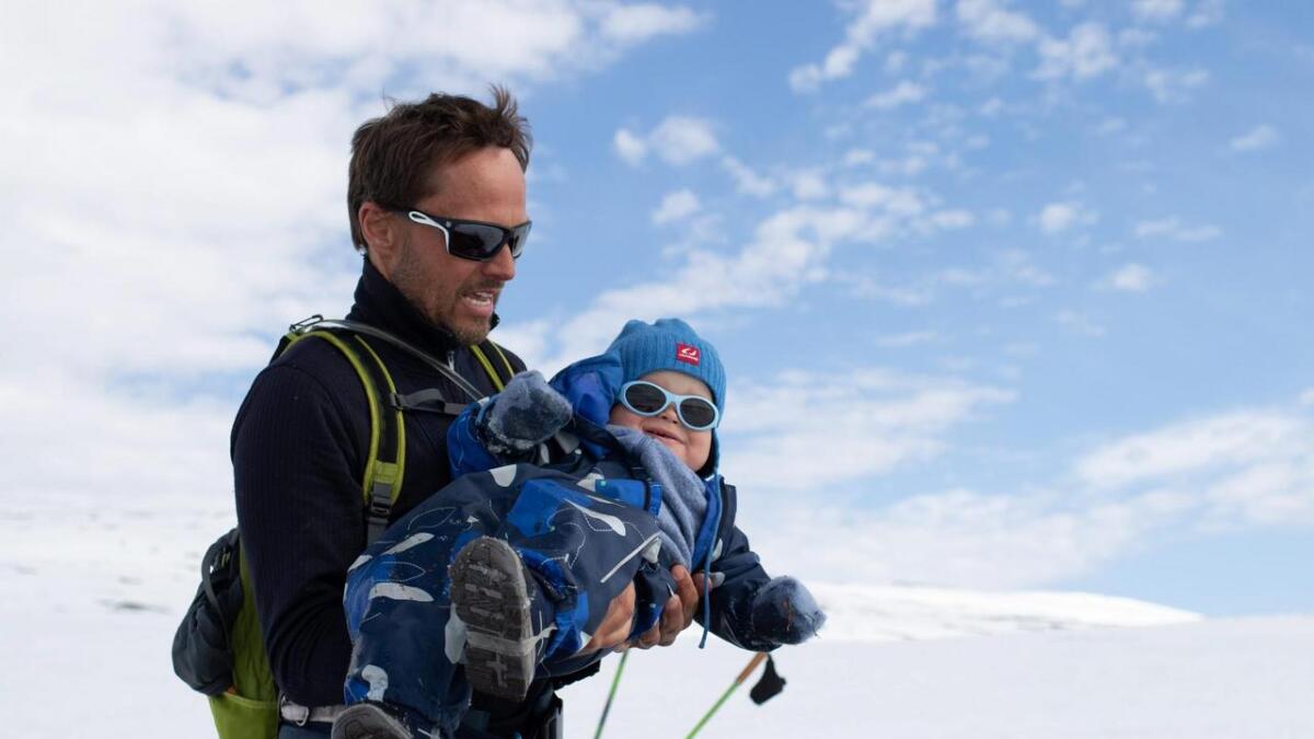 Karl Dagfinn Brattegard brukte pappapermisjonen på ski.