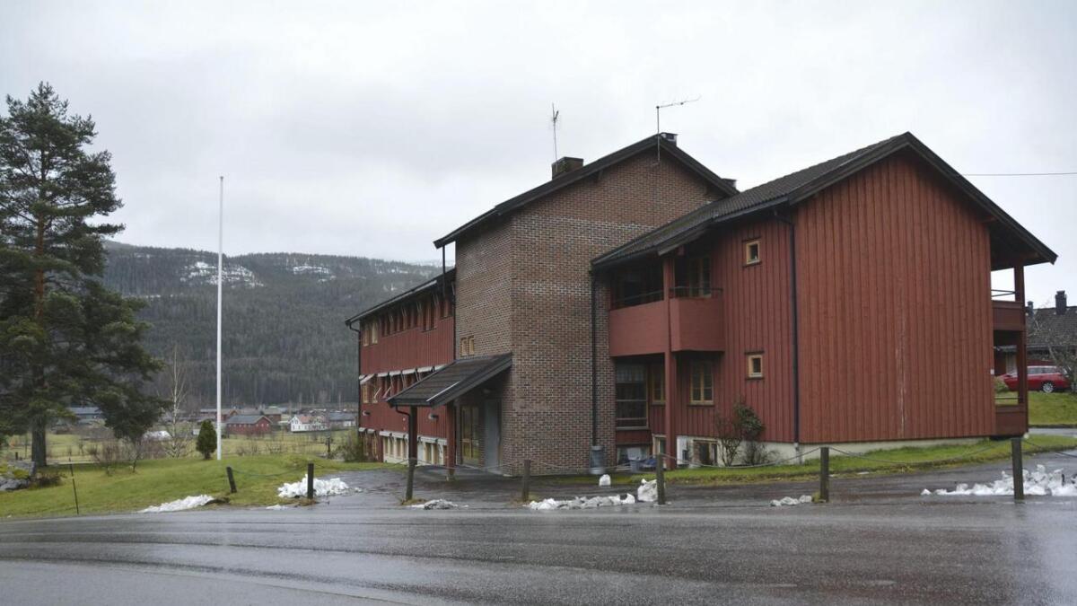 Seljord kommune har vore inne på både sal og riving av den tidlegare institusjonen Heddeli. Nå blir bygget oppgradert og endra innvendig. Kommunen har eit håp om at det er innflyttingsklart til jol i 2020.