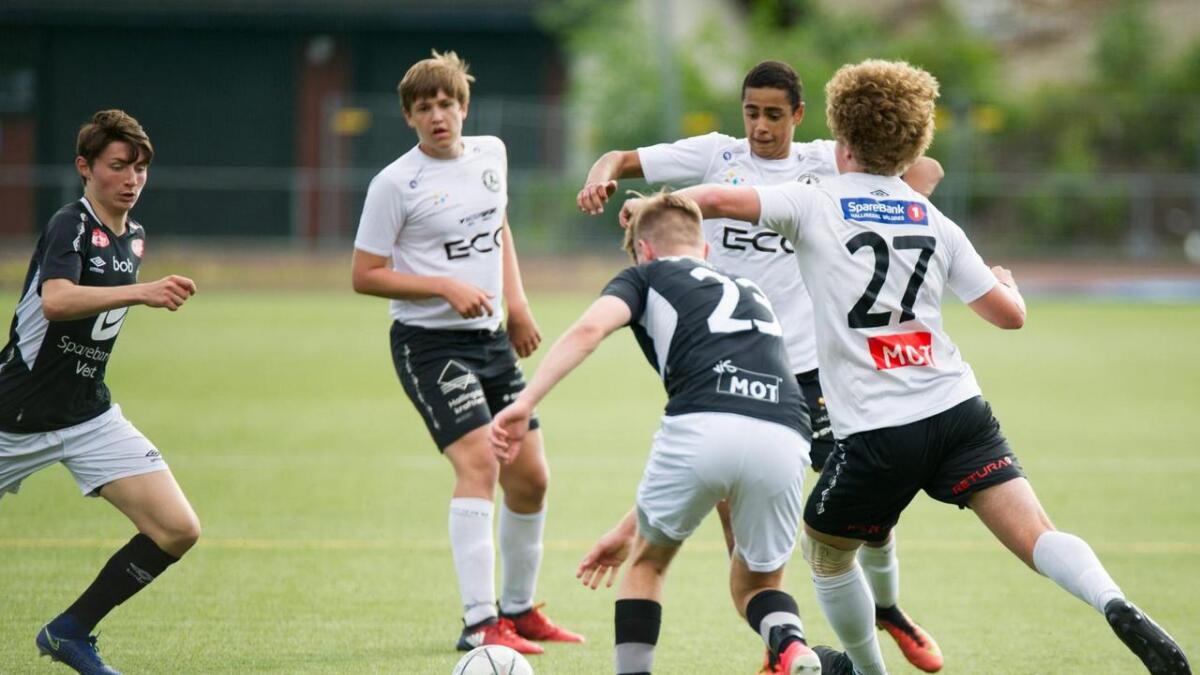Hallingdal FK har fått Sogndal som motstandar i junior-NM.