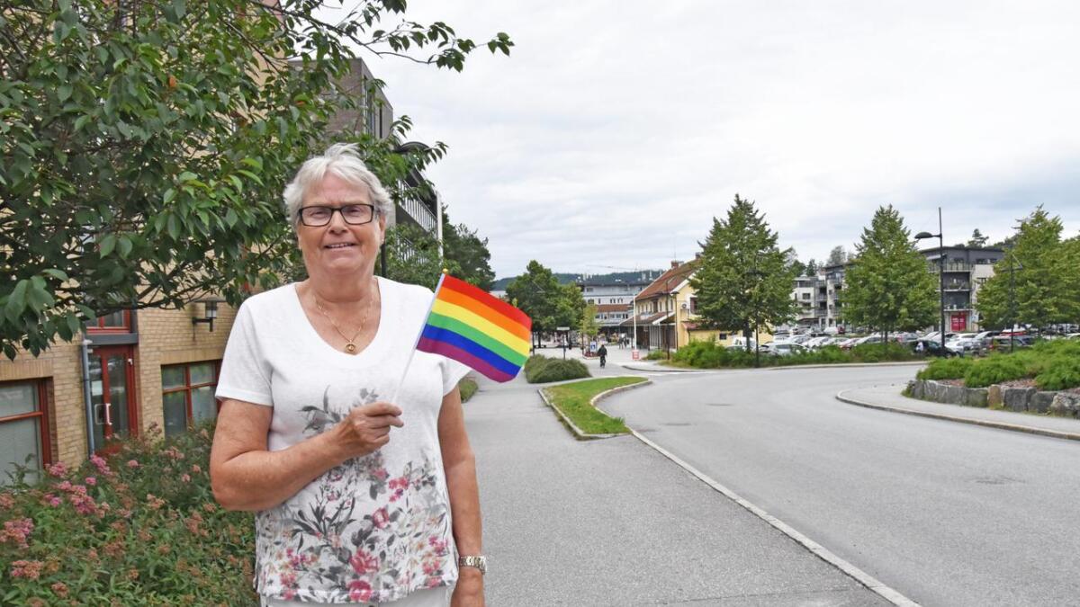Allis Haugland er en stolt Pride-deltaker og håper så mange som mulig vil komme å gå i tog eller se på når de skal marsjere. – Hvis dette blir vellykket får vi med oss korpset neste år, sier hun.