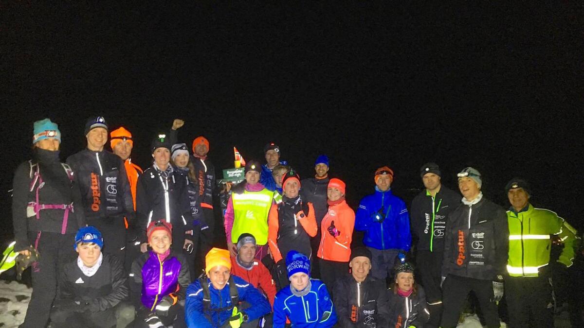 Gjengen i Opptur Motbakkeklubb trenar godt denne vinteren. Til sommaren skal brorparten av klubbens medlemer delta i Bergen Fjellmaraton.
