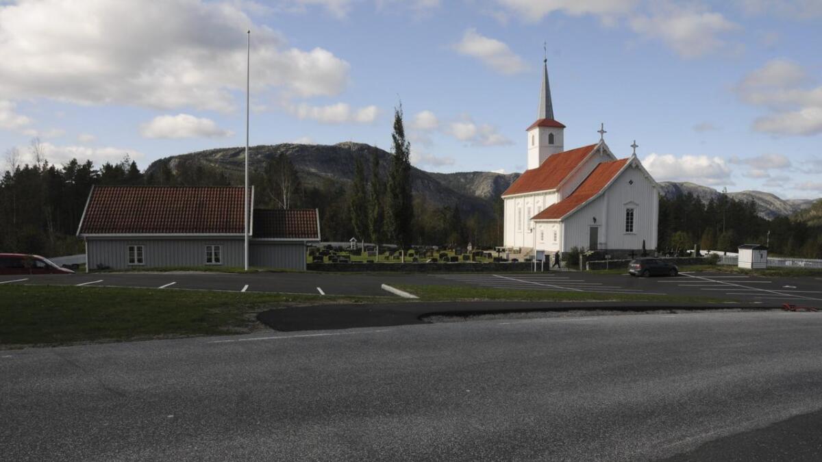 Investeringsprosjektet ved Treungen kyrkje landa til slutt på 2 257 000 kroner. 	Båe