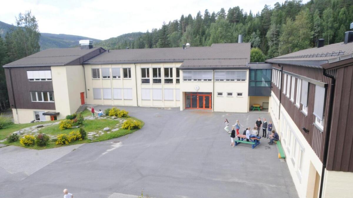 Uteområdet ved Rødberg skole skal oppgraderast for 9,2 millionar i år og neste år.
