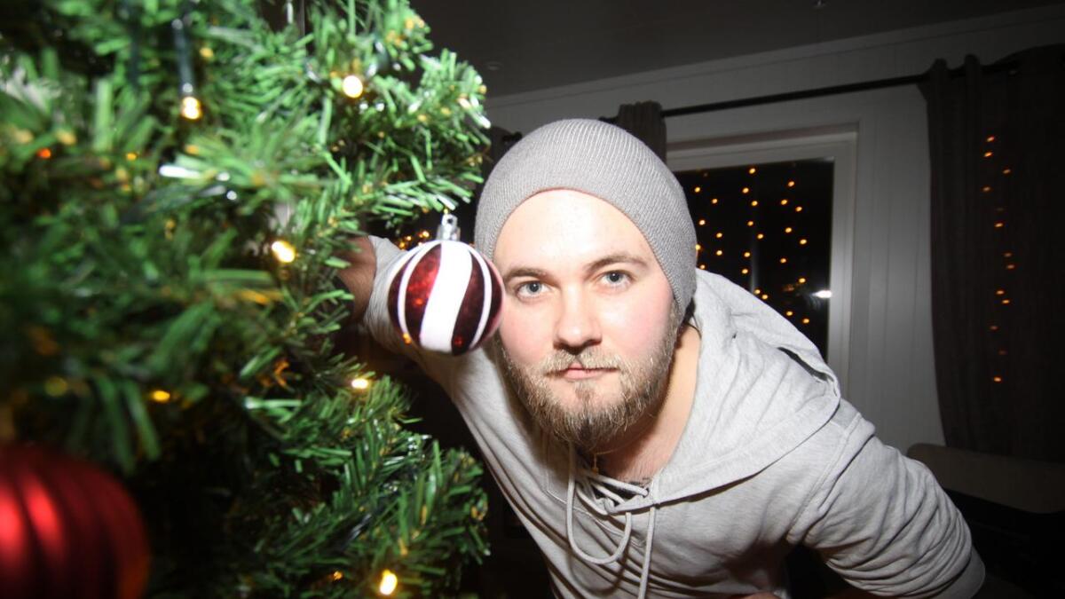 Jula har alltid vore spesiell for artisten Håvard Skåtun. 18. desember arrangerer han saman med bandet sitt den største julekonserten i Fusa nokosinne.