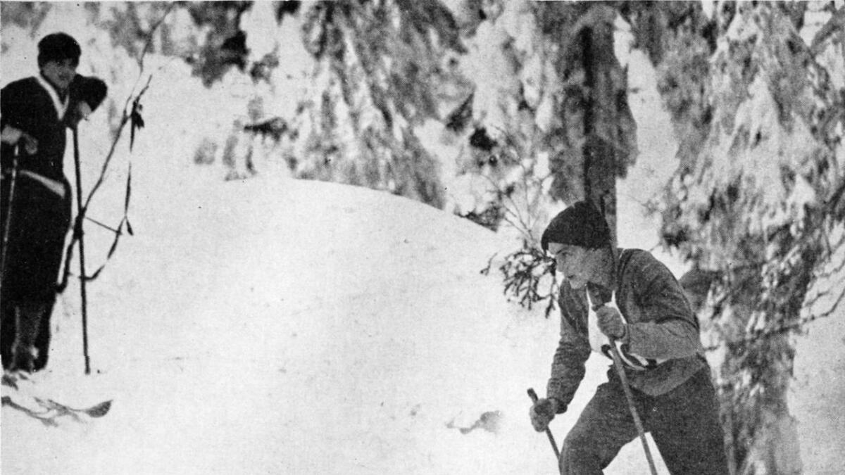 Kolbjørn Sevre i godt driv under femmila i 1931. I 43 kilometer leia han klart, men vart hindra av ein fotograf og tapte til slutt med 15 sekund.